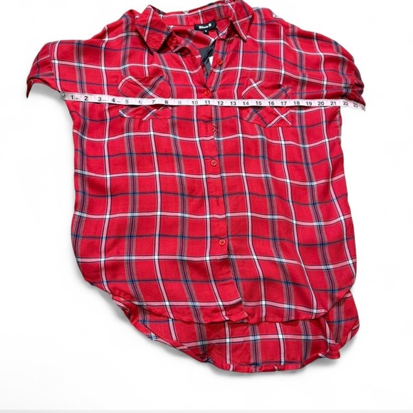 ‎Button Down Plaid Top - Picture 15 of 16